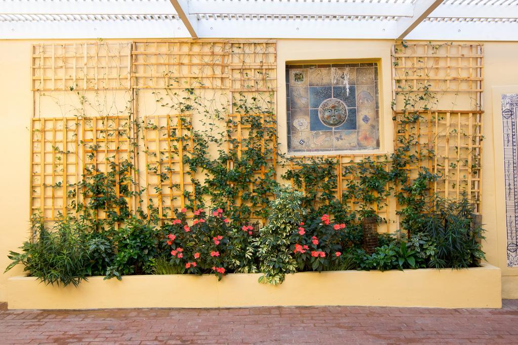 Dutch Manor Antique Hotel Cape Town Exterior foto