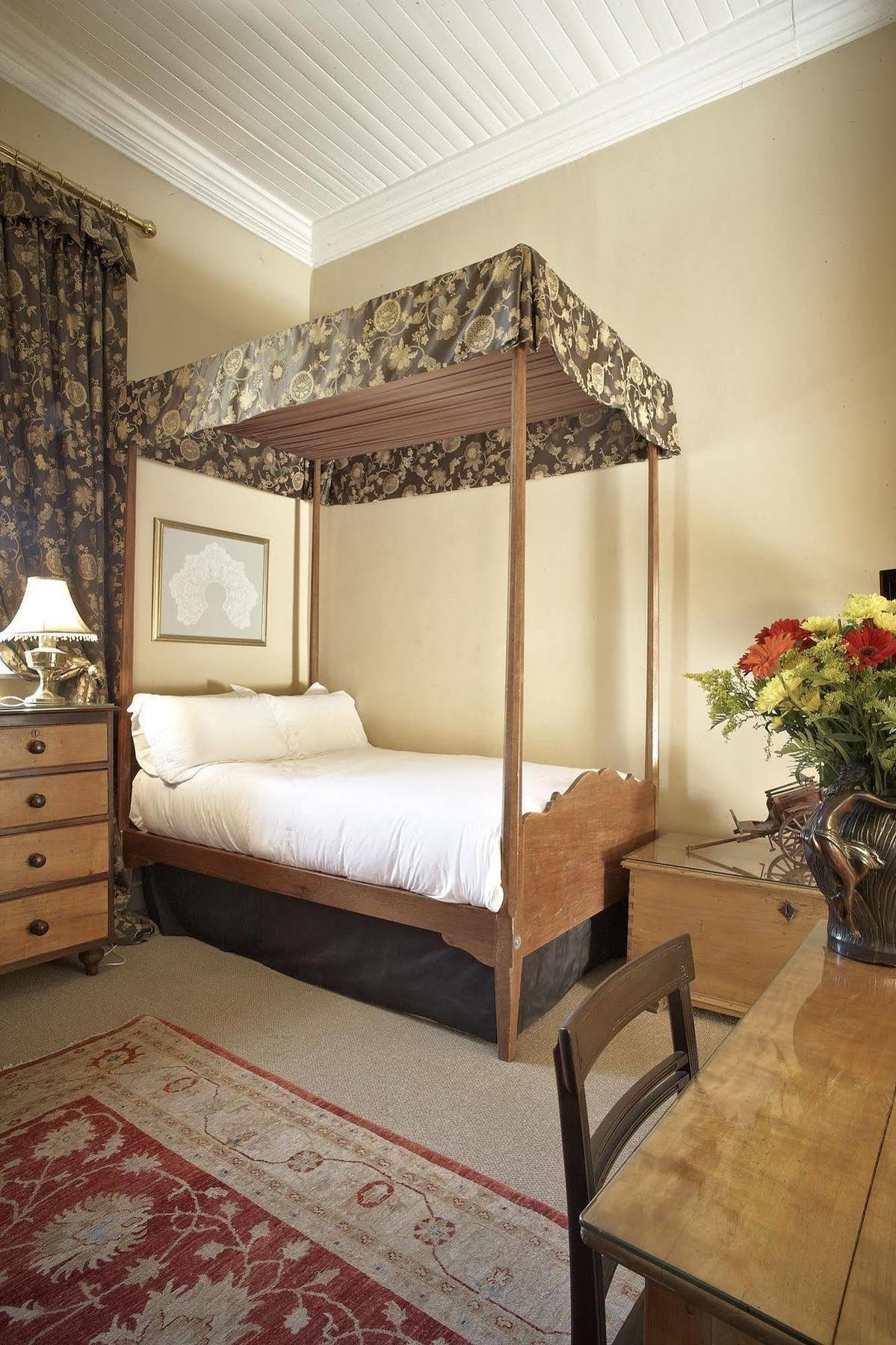 Dutch Manor Antique Hotel Cape Town Exterior foto