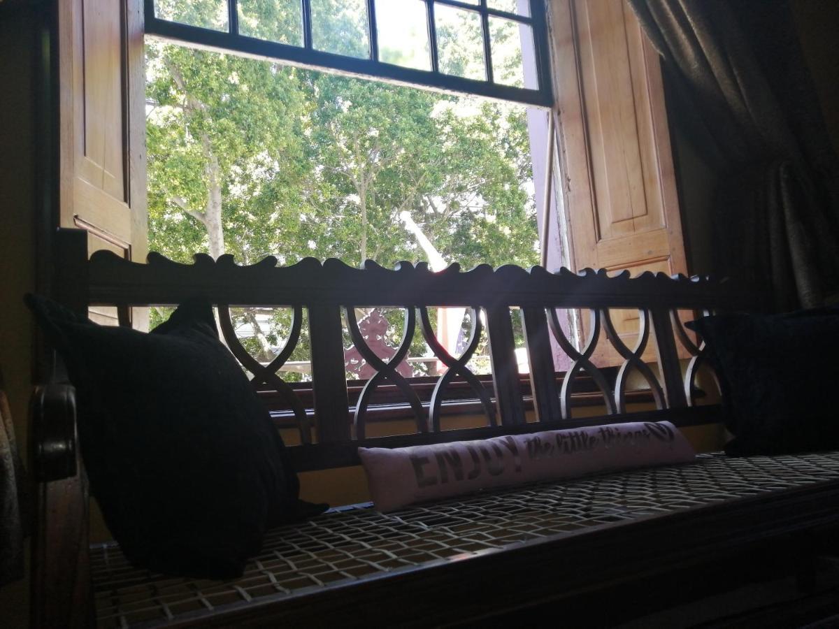 Dutch Manor Antique Hotel Cape Town Exterior foto